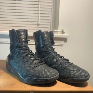 Kobe 9 High KRM EXT ‘Black Mamba’ size 10